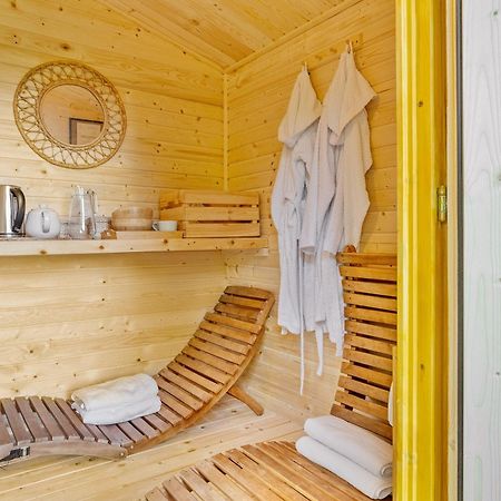 Resort Pod Orehi - Bled - Apartma & Glamping & Savna 外观 照片