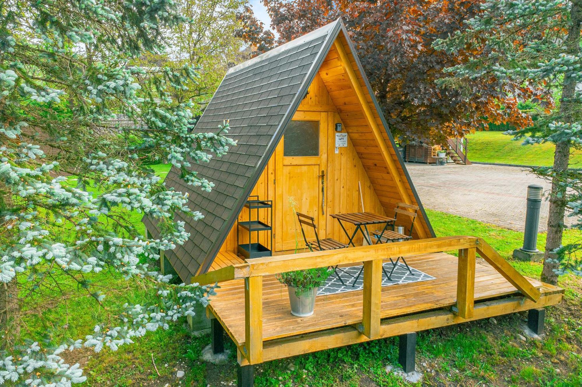 Resort Pod Orehi - Bled - Apartma & Glamping & Savna 外观 照片